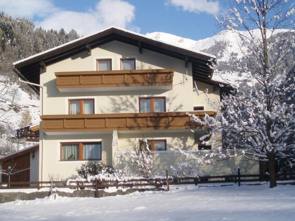 Appartement Sylvester Matrei in Osttirol Zimmer foto